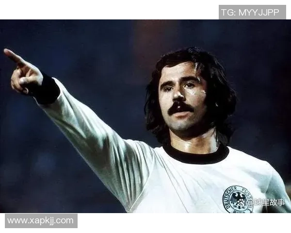 现役足球明星英文名字大全及其在球场上的辉煌成就分析